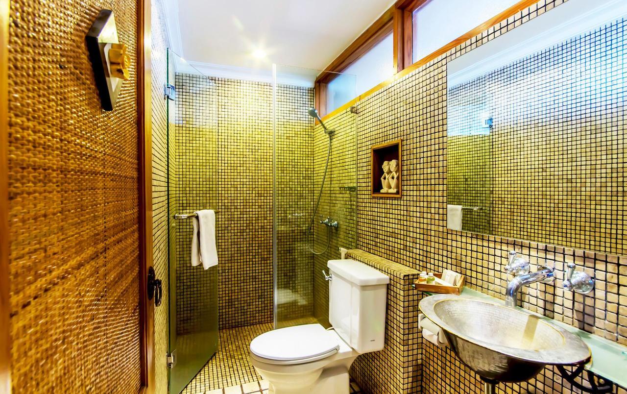 Villa Damar Boutique Hotel Бандунг Экстерьер фото